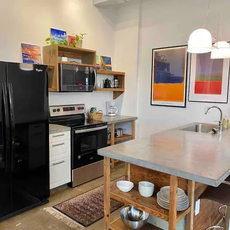 Downtown Lynchburg, Vault Loft, 1,500 Sq. Ft., Va Apartment